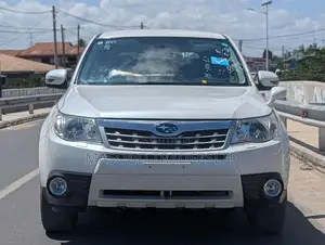 Subaru Forester 2.5X Limited 2012 White