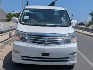 Toyota Noah 2.0 158hp AWD (8 Seater) 2007 White