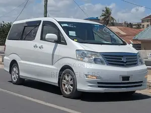 Toyota Noah 2.0 158hp AWD (8 Seater) 2007 White