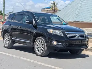 Toyota Vanguard 2010 Black