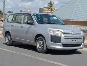 Toyota Succeed SV Premium 2016 Silver