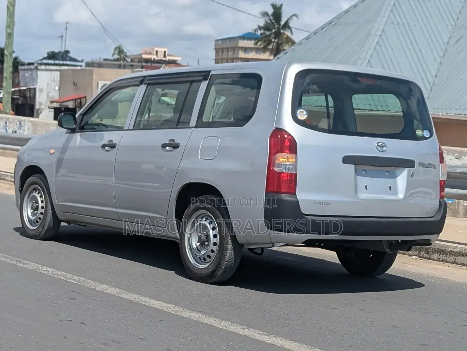 Toyota Succeed SV Premium 2016 Silver