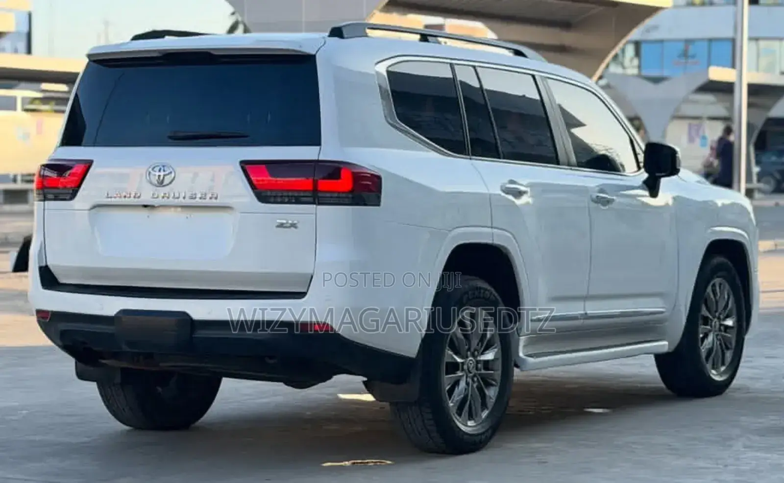 Toyota Land Cruiser 3.5 Petrol 4WD 2022 Off white