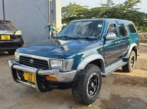 Toyota Hilux Surf 1997 Green