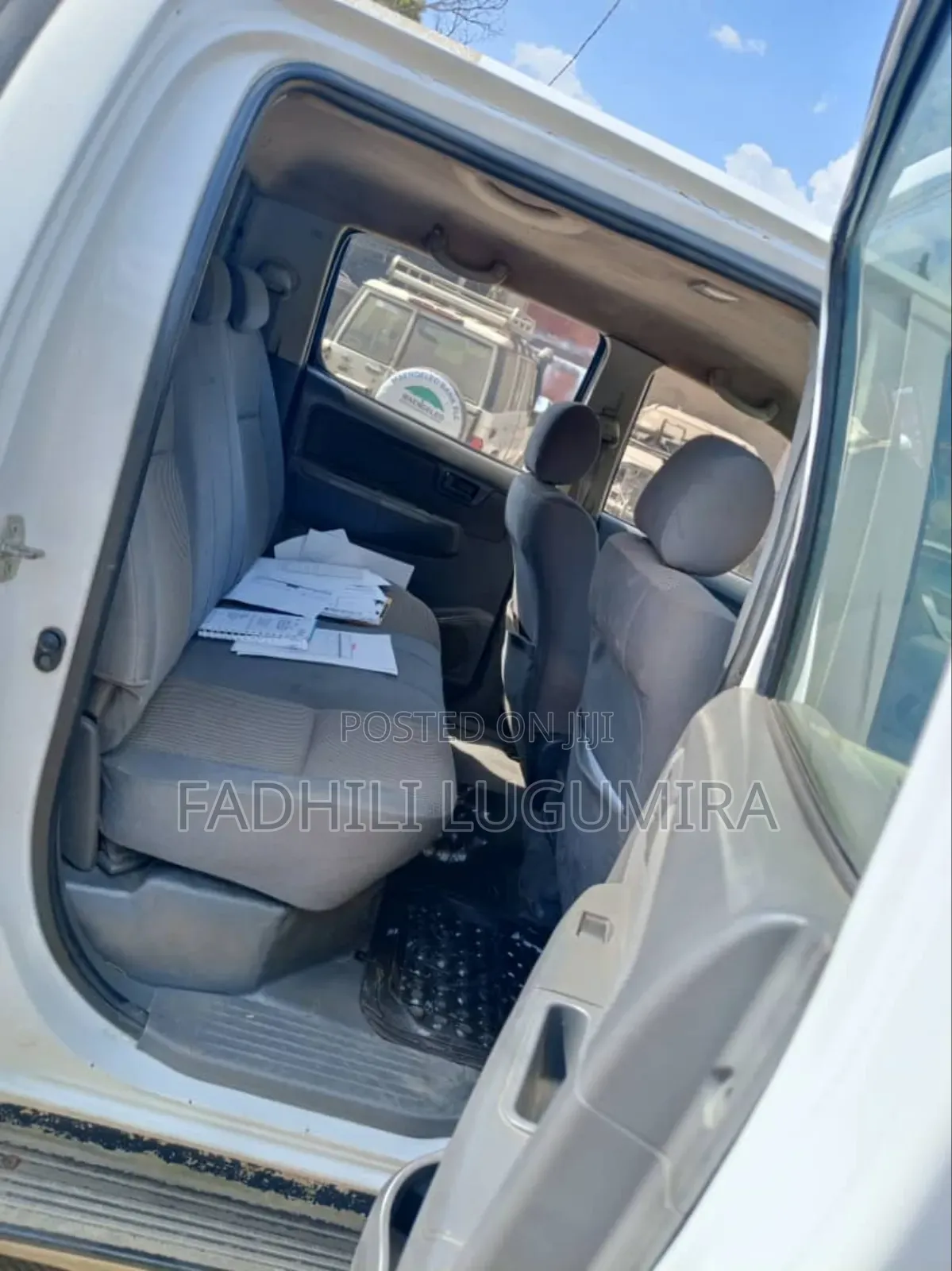 Toyota Hilux 2007 White