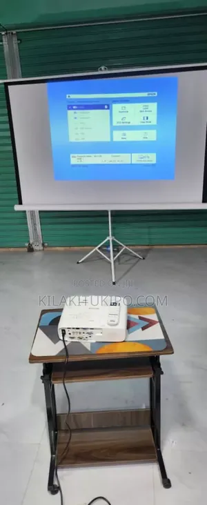 Epson 3lcd Eb-X49 Projector Used in Clean Condition