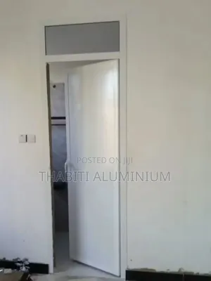 Milango Ya Vyooni Ya Aluminium Ya Bei Nafuu