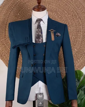 Heavy Material Suit / Heavy Material