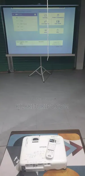 Projector Eb-X41 Epson Used in Clean Condition