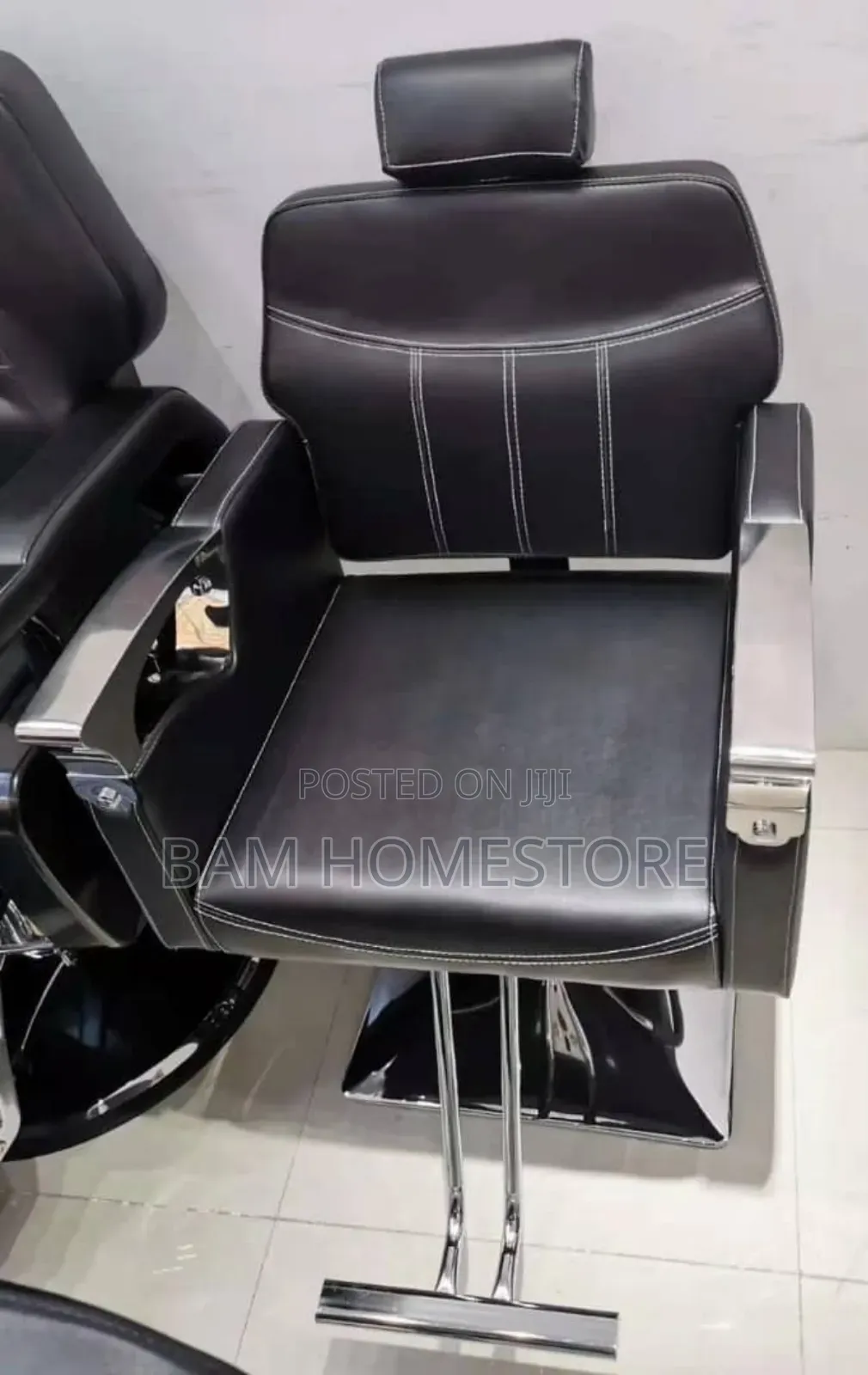 Sleek Square Hydraulic Styling Chair