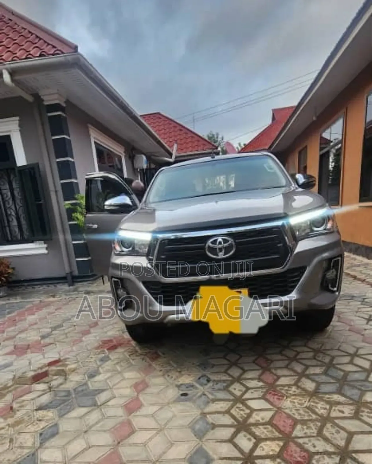 Toyota Hilux 2017 Gray
