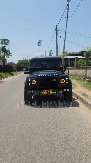 Land Rover Defender 1985 Black