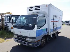 Mitsubishi Canter Freezer 2002 White