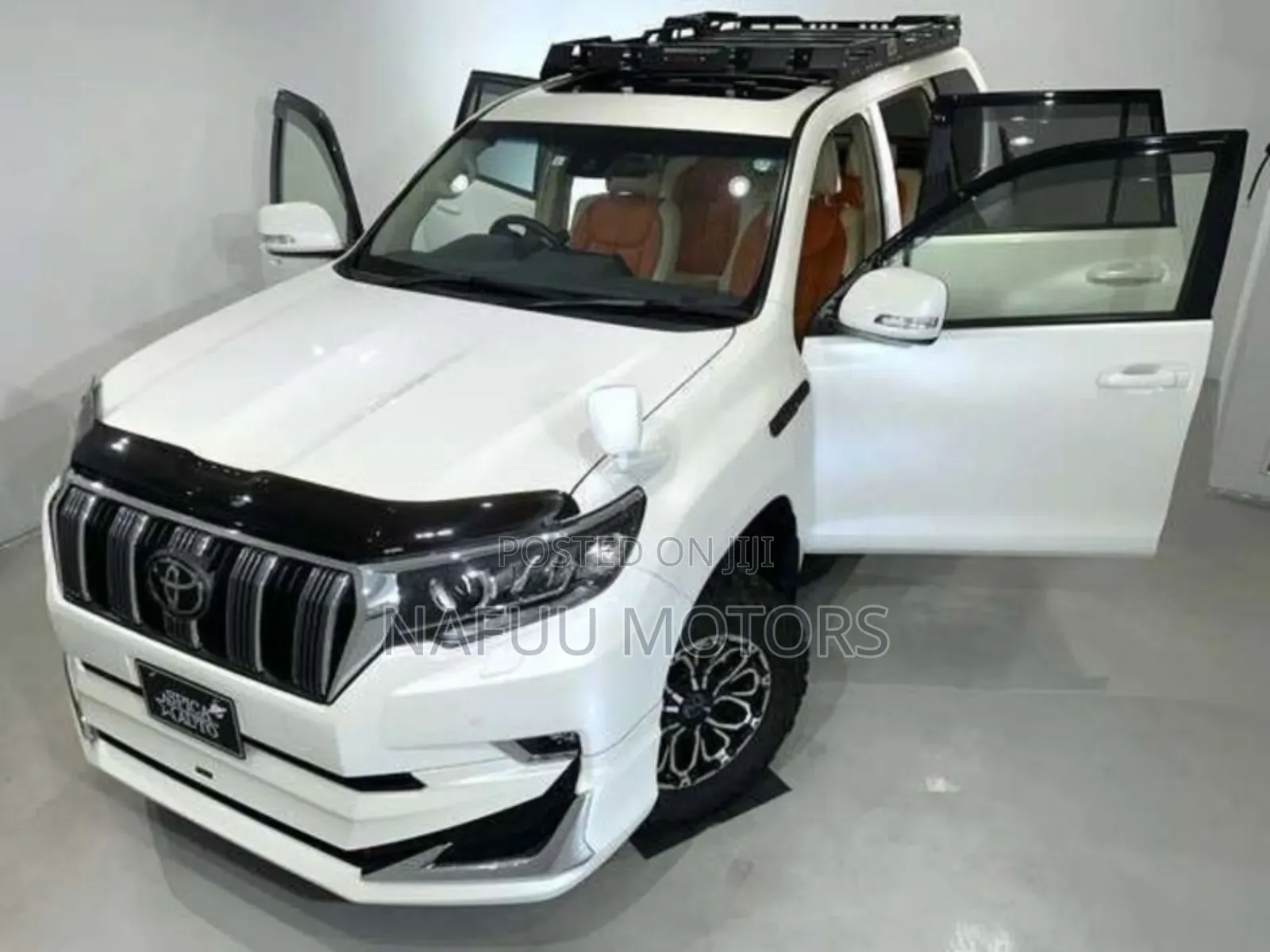 Toyota Land Cruiser Prado 2023 White