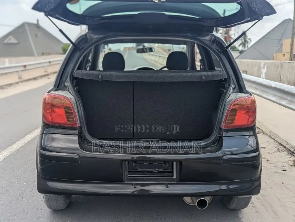 Toyota Vitz 1.3 FWD 3dr 2002 Black