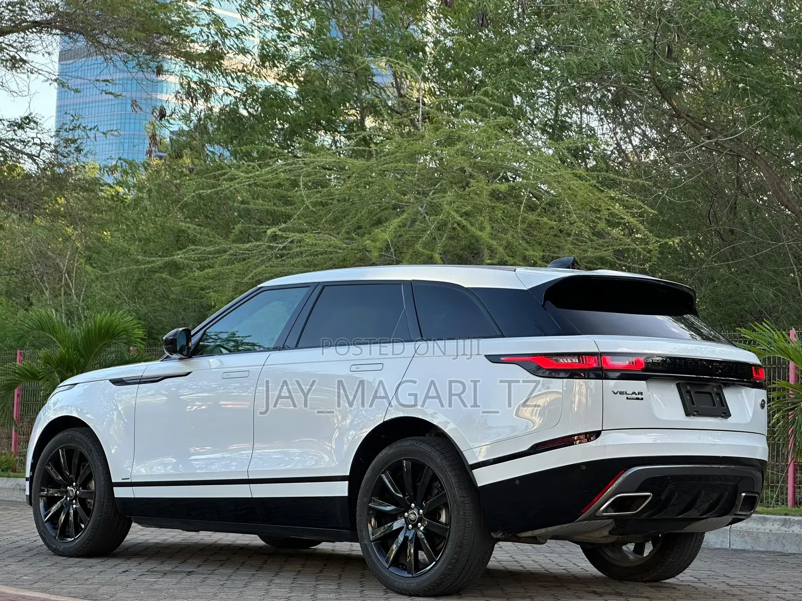 Land Rover Range Rover Velar 2019 White