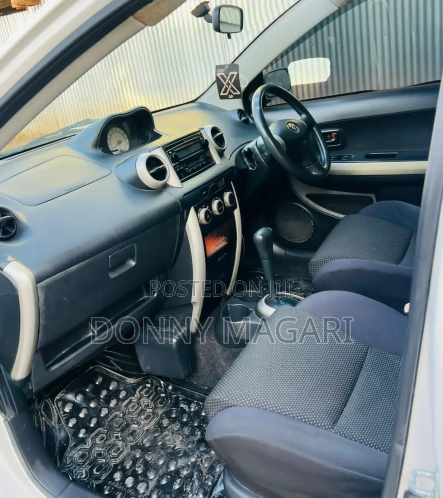 Toyota IST 2004 White