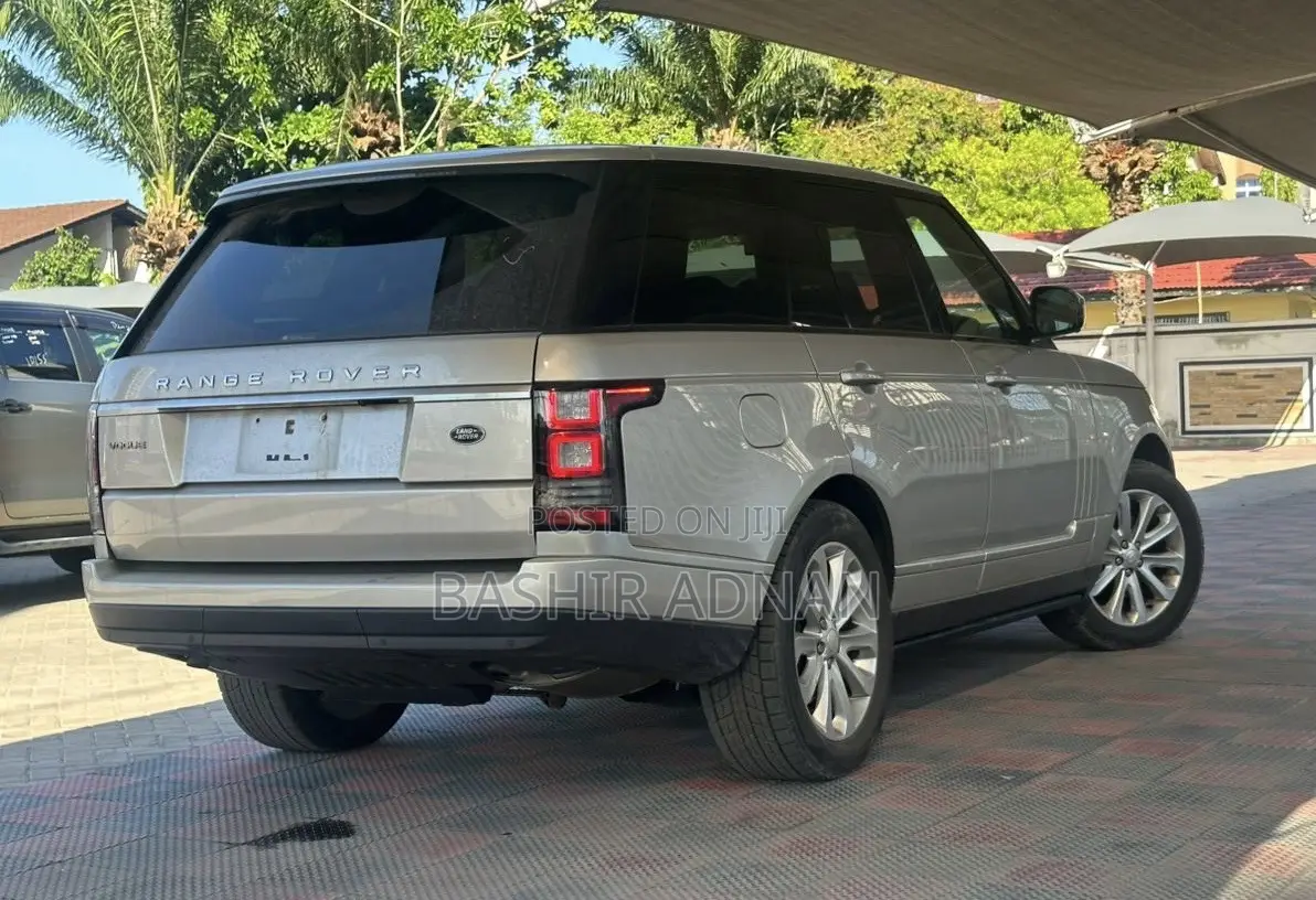 Land Rover Range Rover Vogue 2015 Beige