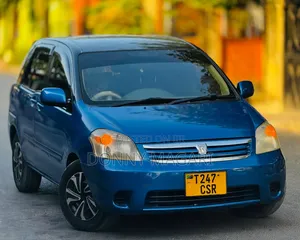 Toyota Raum 2007 Blue