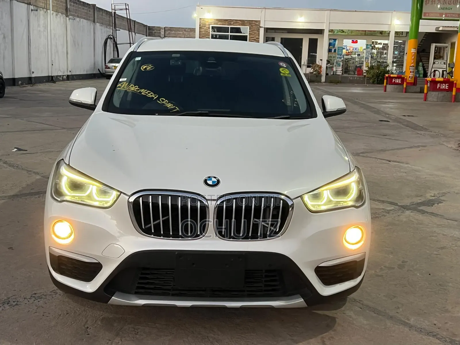 BMW X1 sDrive28i 4dr SUV (2.0L 4cyl Turbo 8A) 2015 White