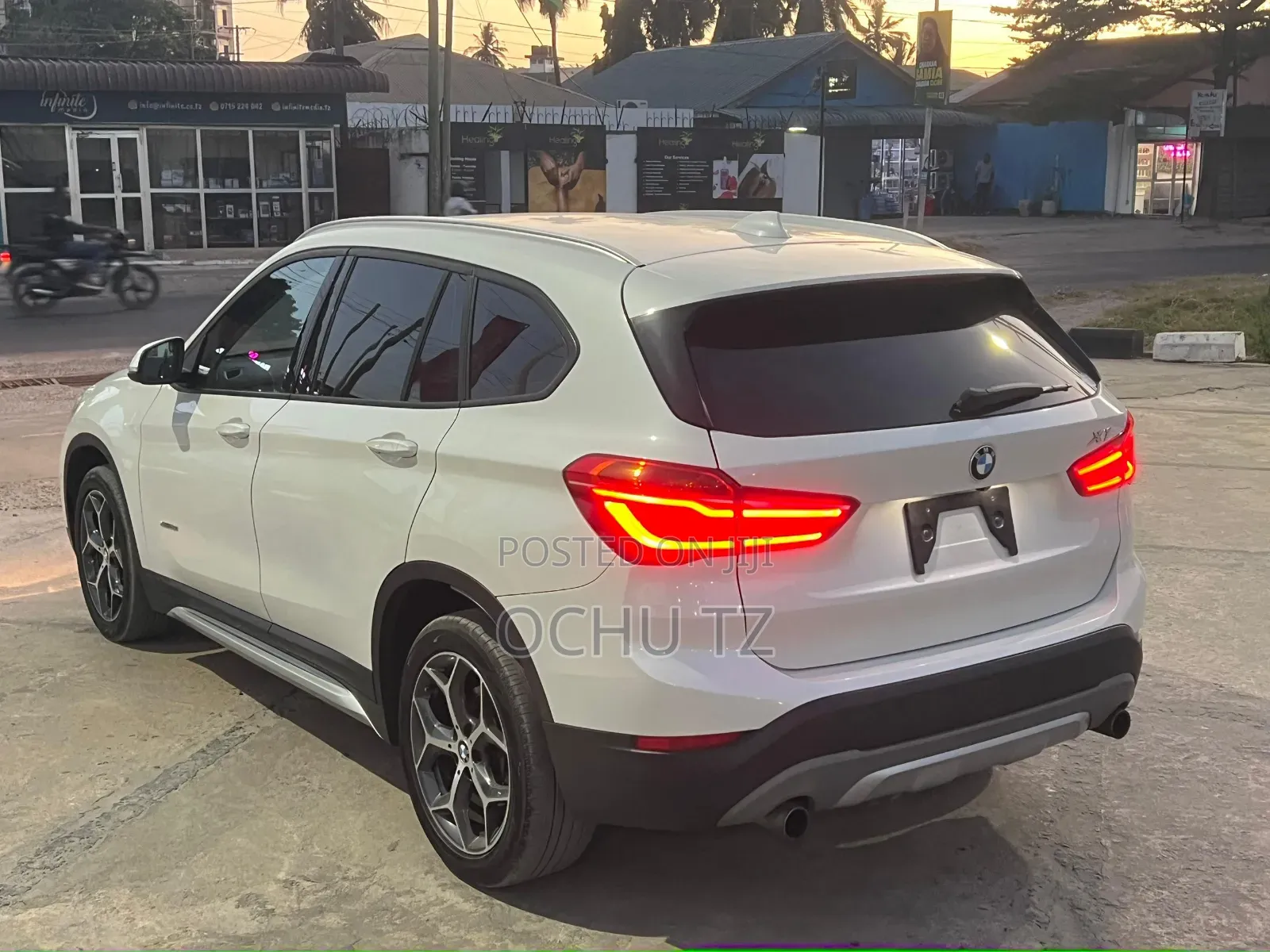 BMW X1 sDrive28i 4dr SUV (2.0L 4cyl Turbo 8A) 2015 White
