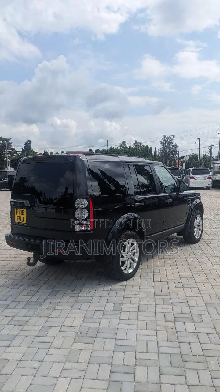 Land Rover Discovery 2016 Black
