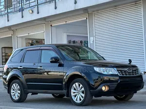 Subaru Forester 2012 Black