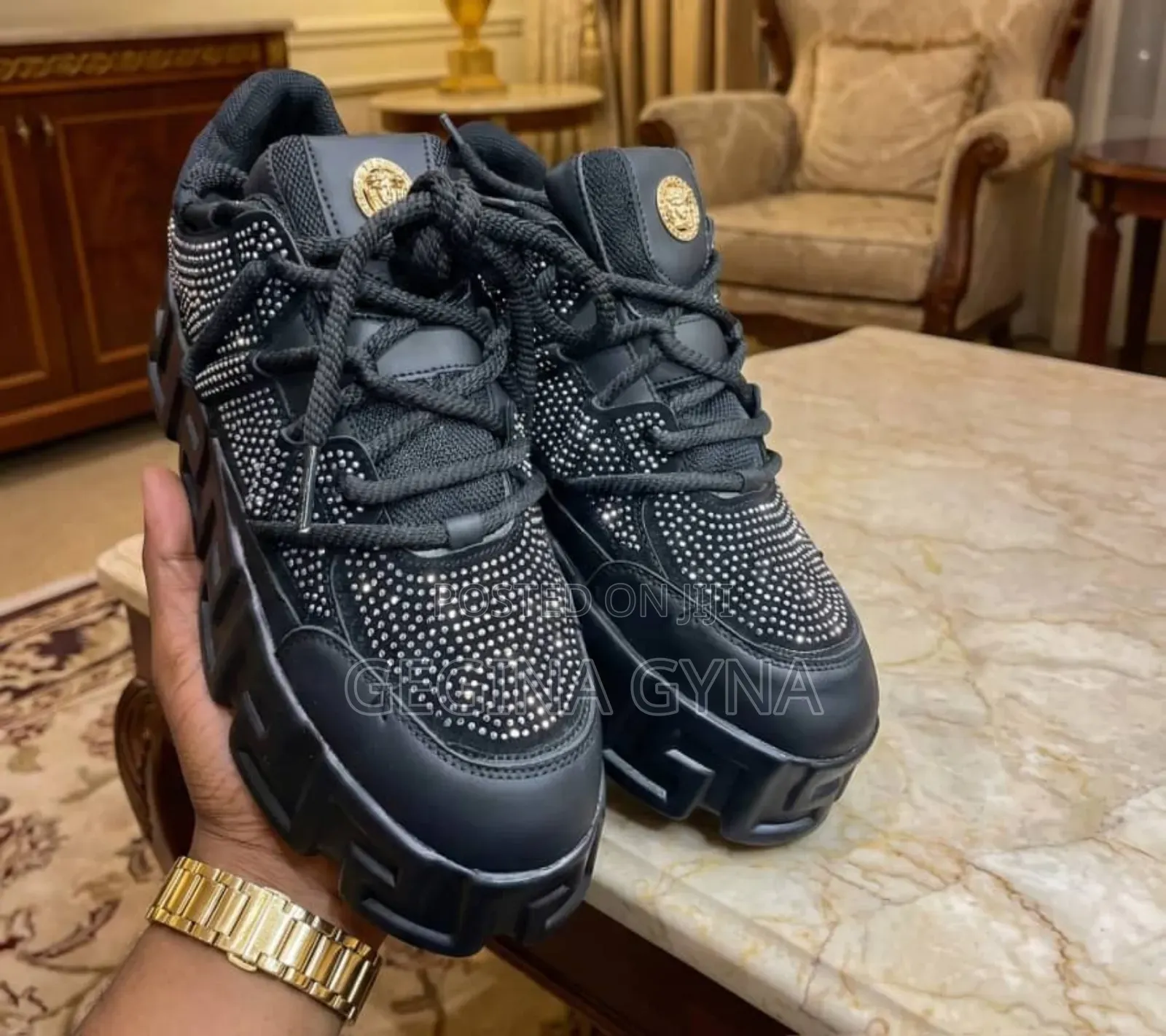 Versace Shoes Available Quality