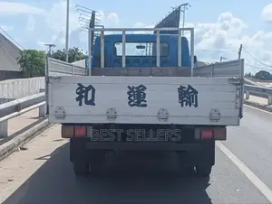 Mitsubishi Canter Box 1994 Blue