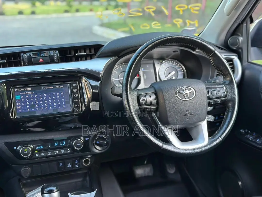 Toyota Hilux 2.4 Diesel 2020 White