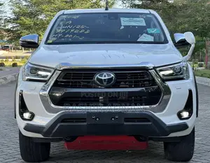 Toyota Hilux 2.4 Diesel 2020 White
