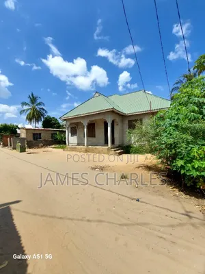 4bdrm House in Chamazi for sale