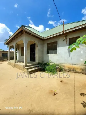 4bdrm House in Chamazi for sale