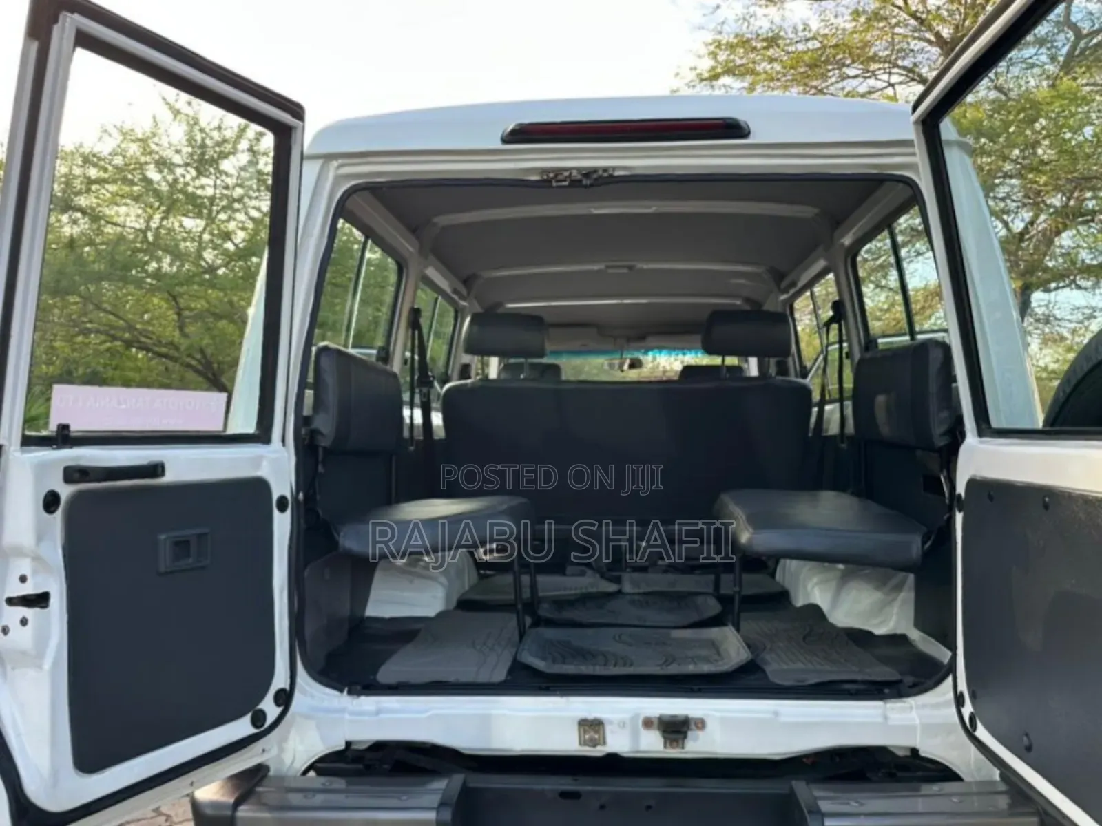 Toyota Land Cruiser 2015 White