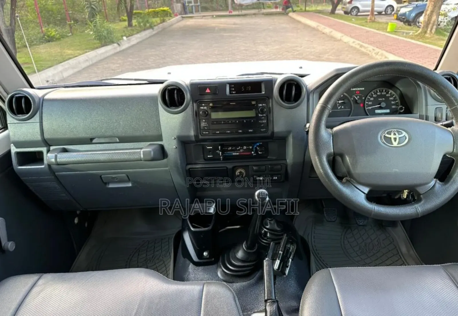 Toyota Land Cruiser 2015 White