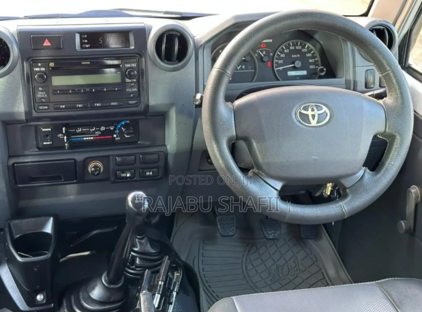 Toyota Land Cruiser 2015 White