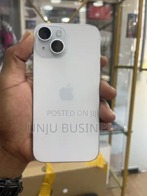 Apple iPhone 15 128 GB Green