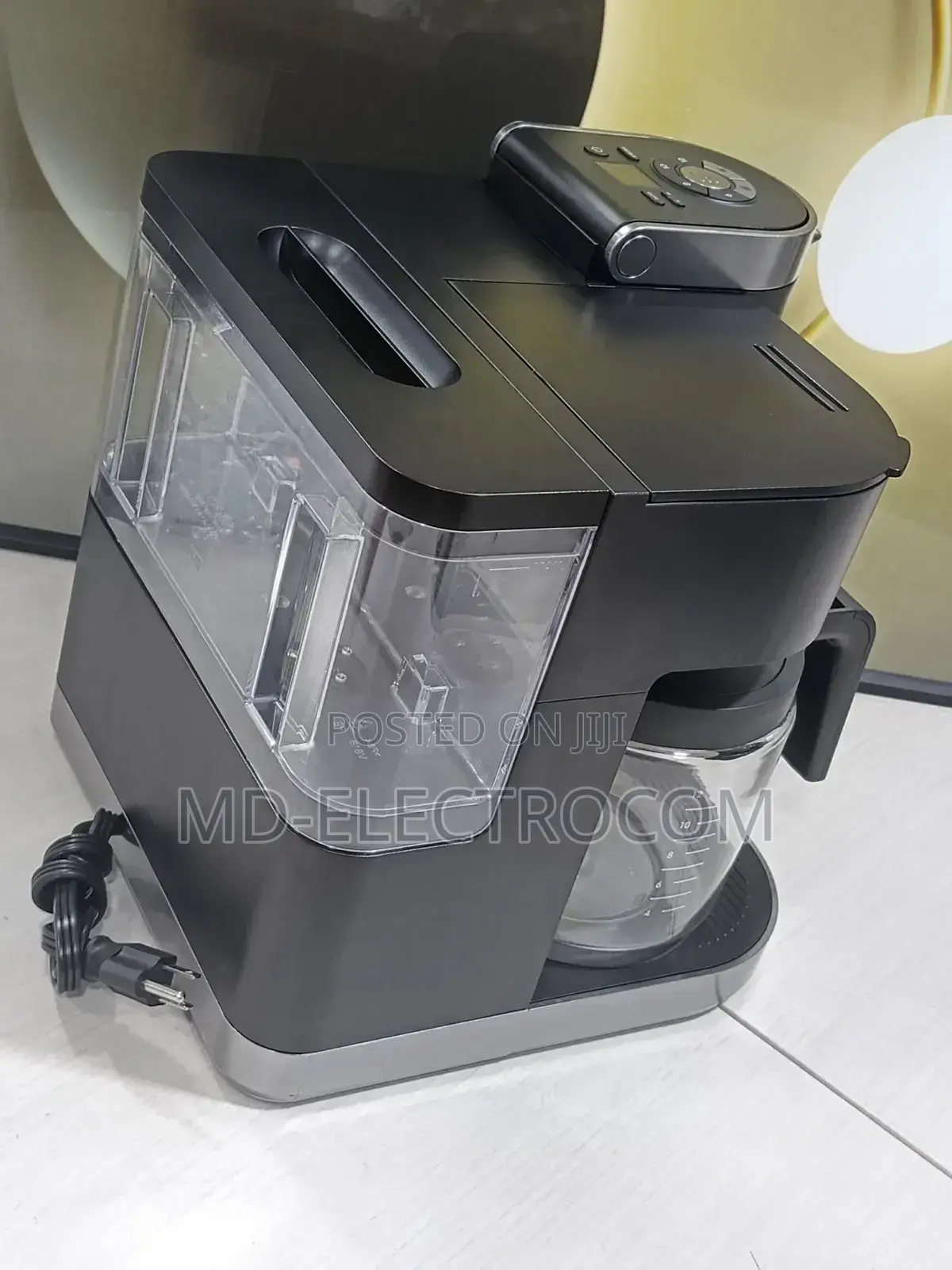 Coffee Maker Keurig K-Duo Essentials Single Serve Carafe.