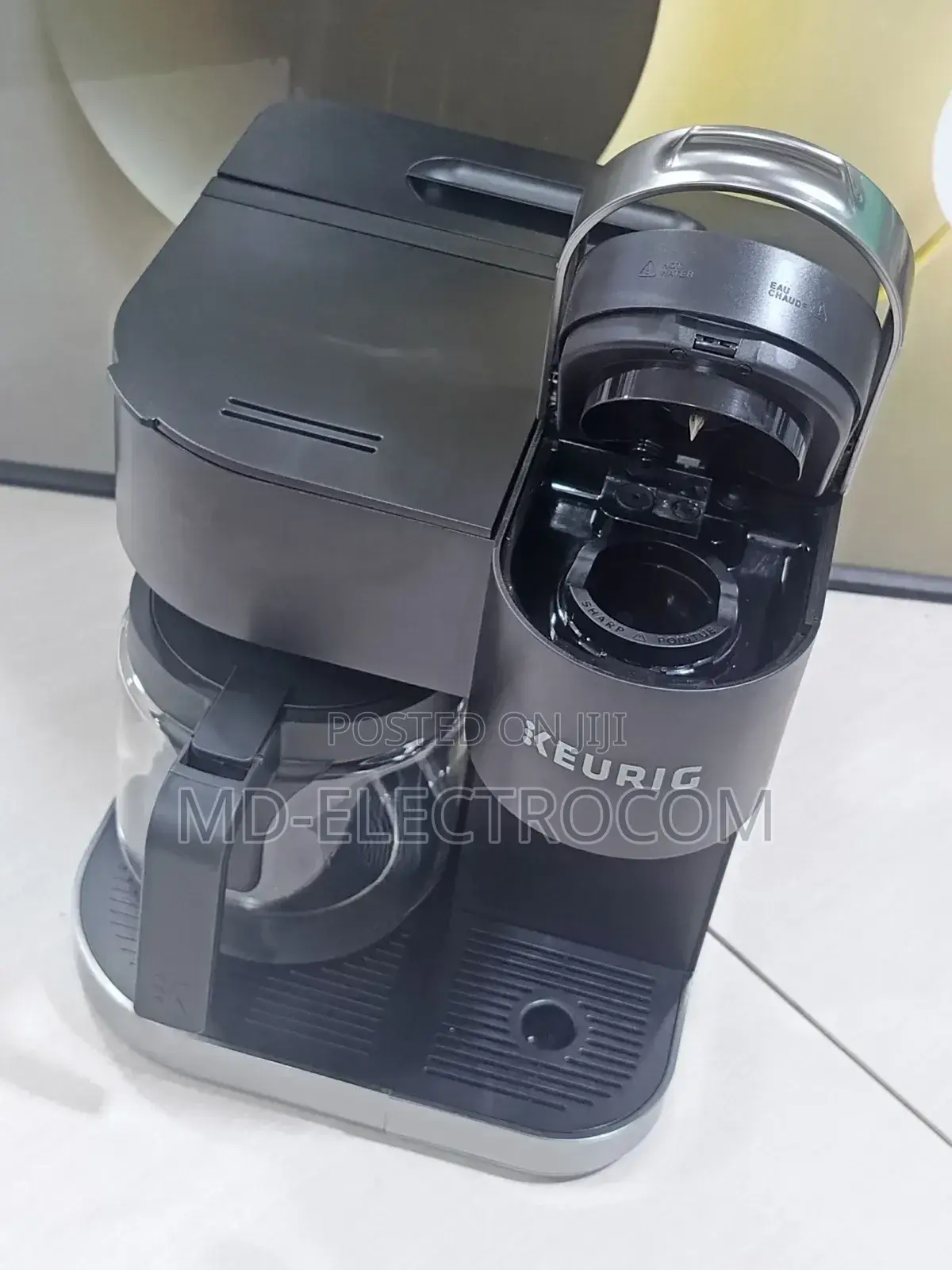 Coffee Maker Keurig K-Duo Essentials Single Serve Carafe.