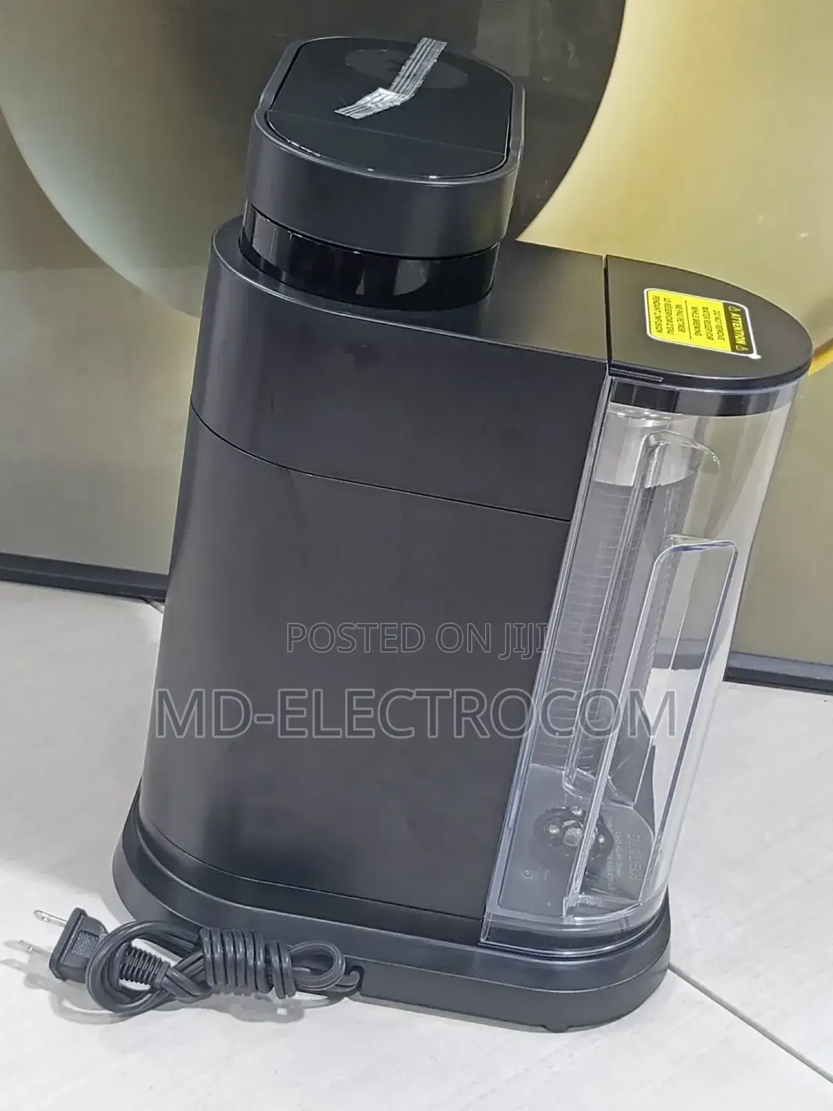 Coffee Maker Keurig K-Cafe Essentials Serve K-Cup Pod Milk Frother.