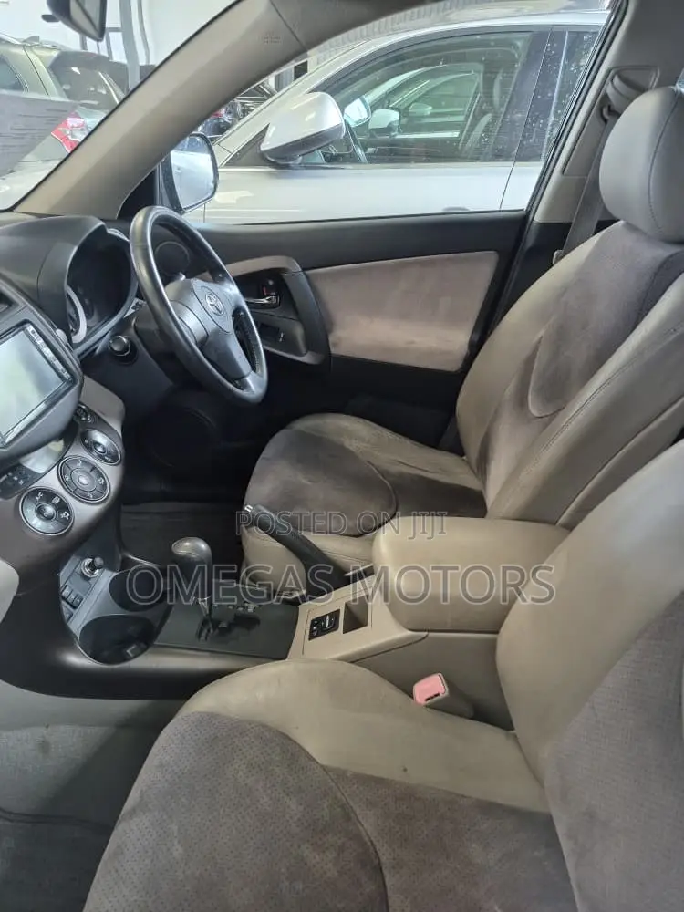 Toyota Vanguard 2008 Black