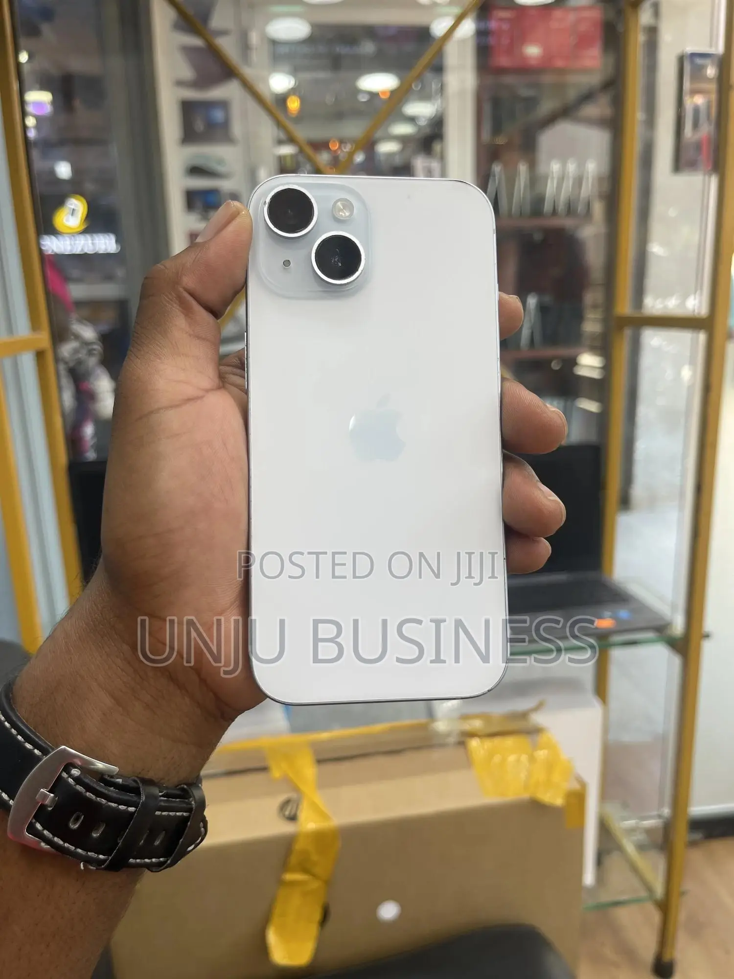 Apple iPhone 15 128 GB Green