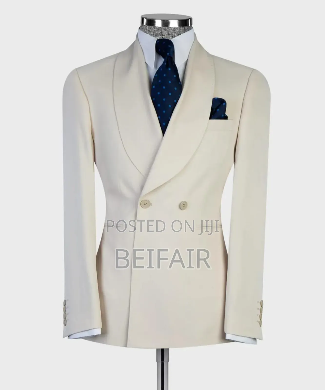Full Off-White Double Buttons Suit