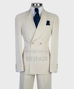 Full Off-White Double Buttons Suit