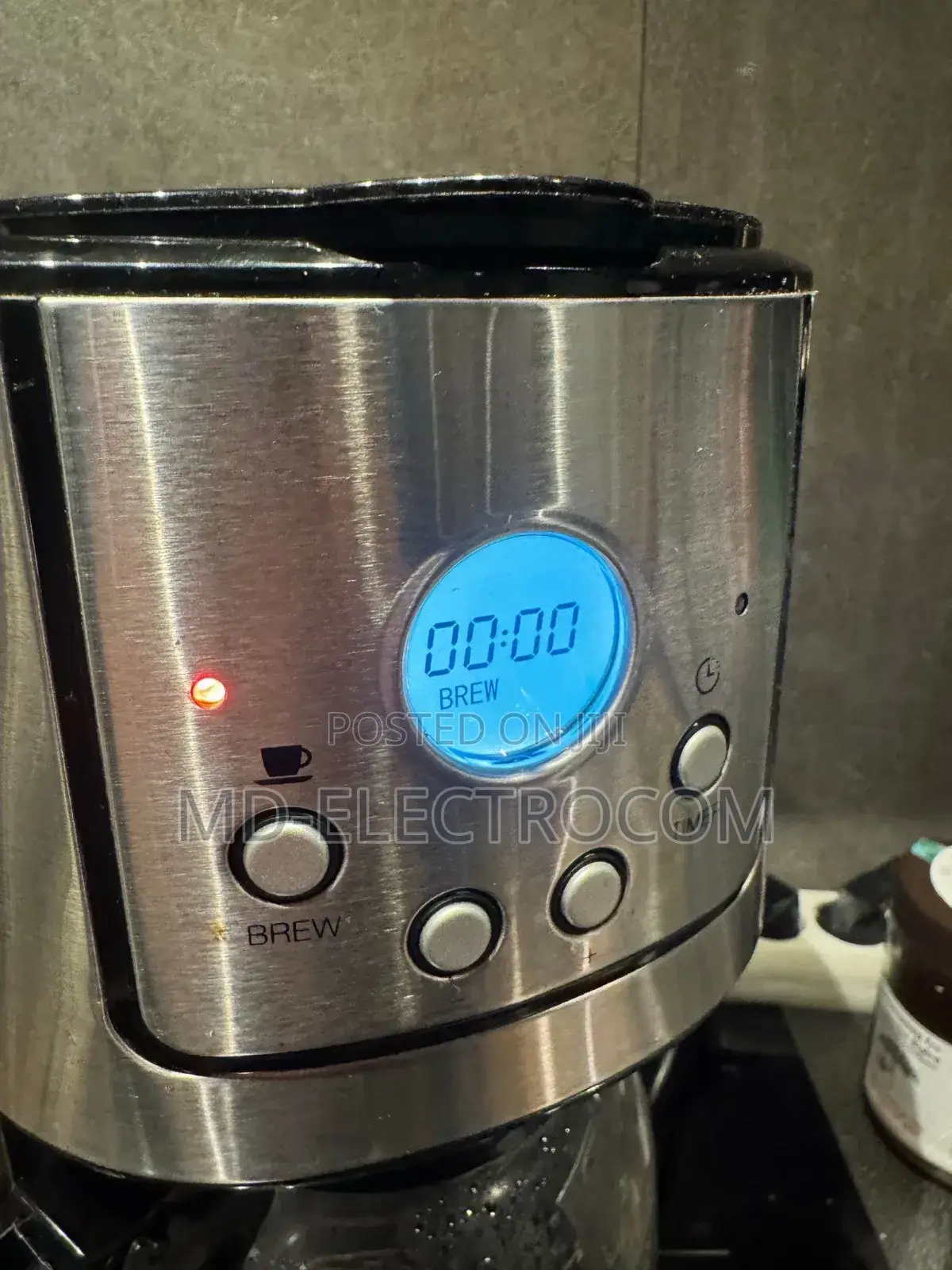 Coffee Maker Amazon Basics 12-Cup Programmable