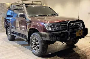 Toyota Land Cruiser 100 4.2 TD Executive 2005 Maroon