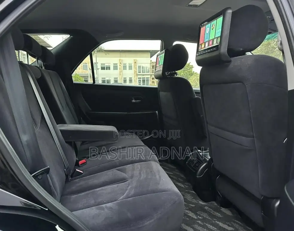 Toyota Harrier 2.4 16V 2002 Black