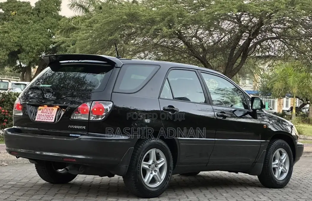 Toyota Harrier 2.4 16V 2002 Black