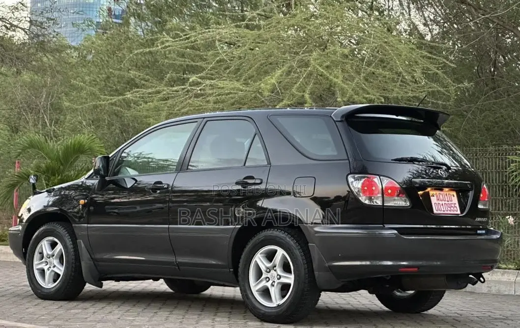Toyota Harrier 2.4 16V 2002 Black