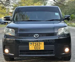 Toyota Corolla Rumion Hatchback 1.5 FWD 2009 Black